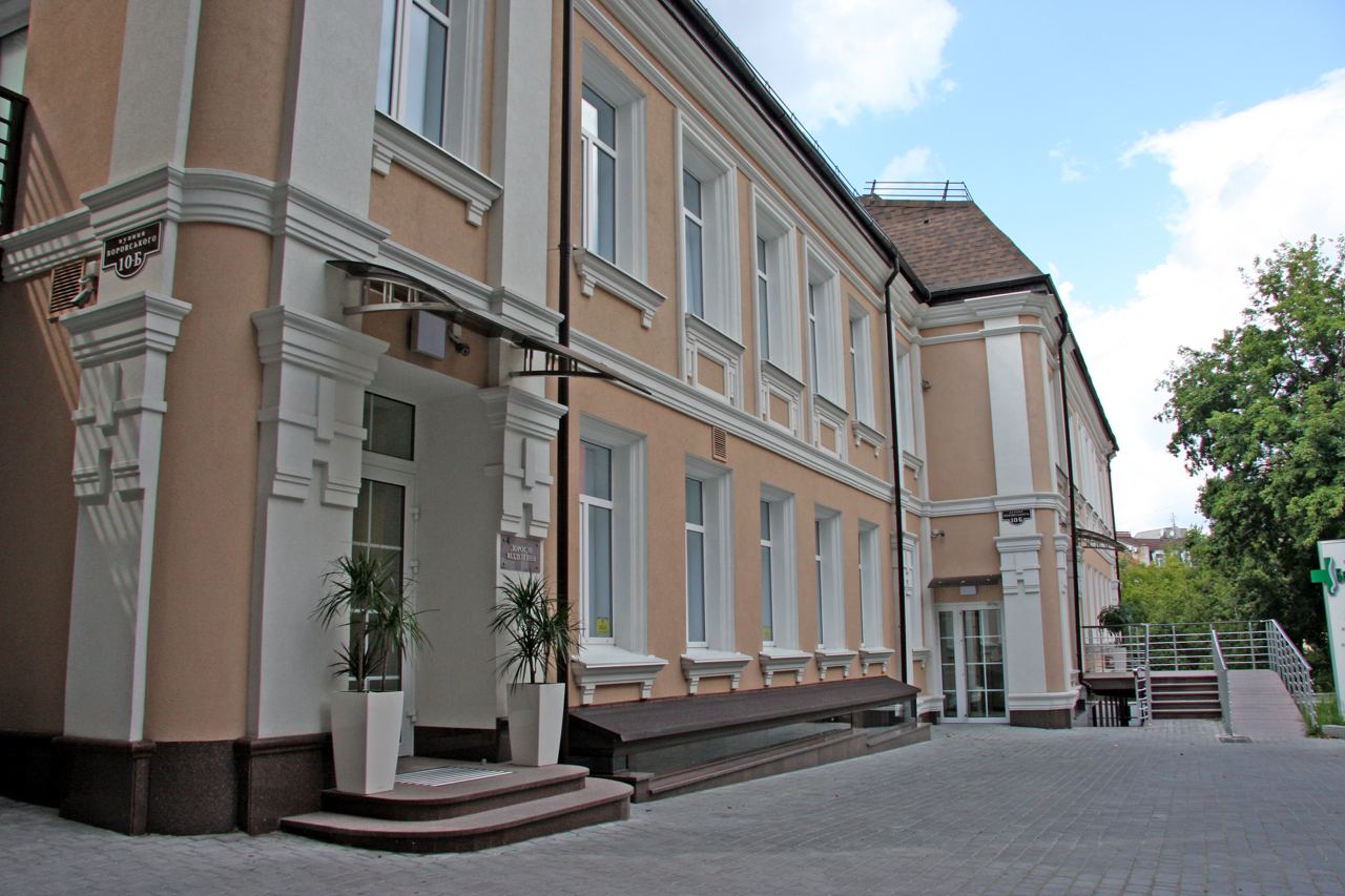 Безоперационное лечение заболеваний позвоночника и нервной системы у детей и взрослых